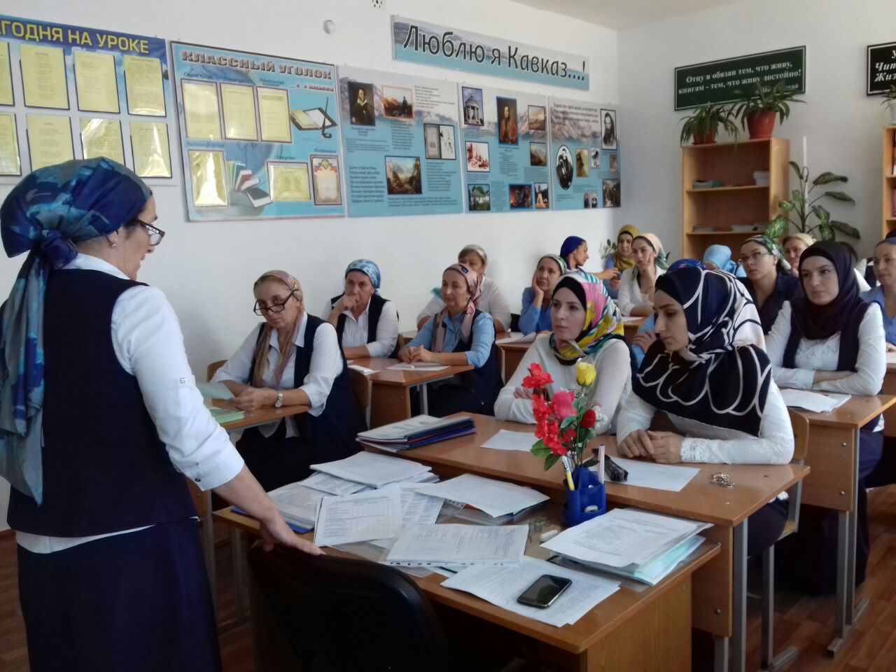 Школа 21 грозный. 60 Школа Грозный. Гимназия 1 Грозный. Школа Грозный СОШ 18. Сайт МБОУ СОШ 39 Г.Грозного.